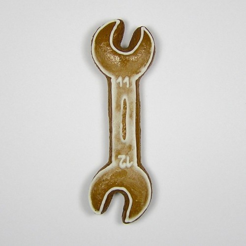 Stainless steel cookie cutter - spanner.