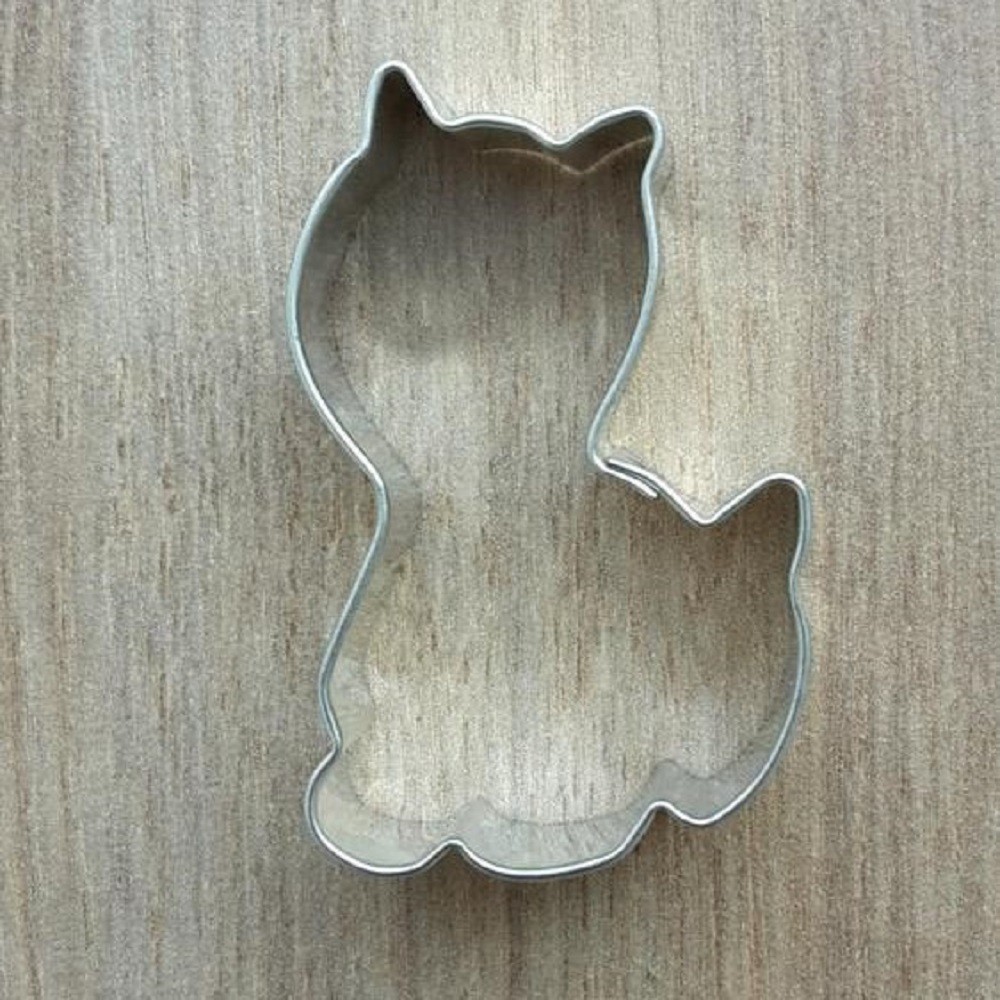 Cookie Cutter -  sitting cat