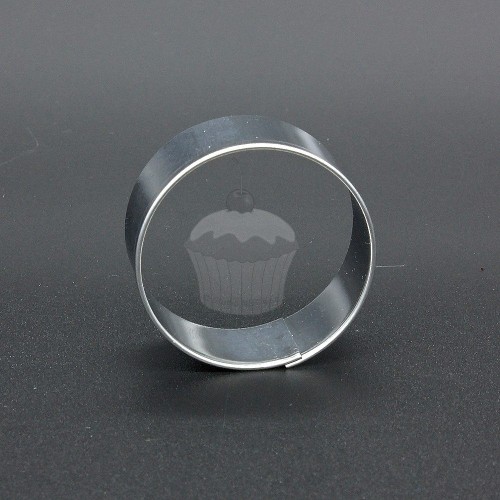 Stainless steel cookie cutter - 3.5cm round.