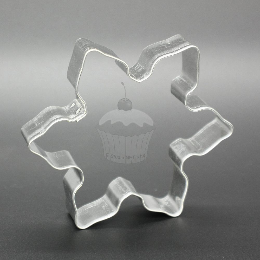 Cutter - snowflake 8.2 cm