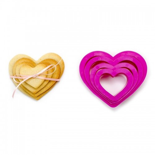 Decorating set of cookie cutters - hearts 4pcs