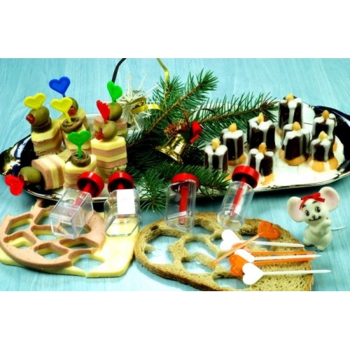 Bee hives, teddy bear, cat, Christmas candles 9pcs